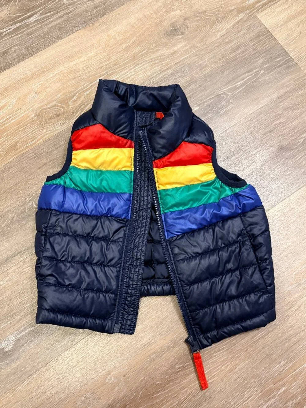 Set of Two Primary Puffer Vests